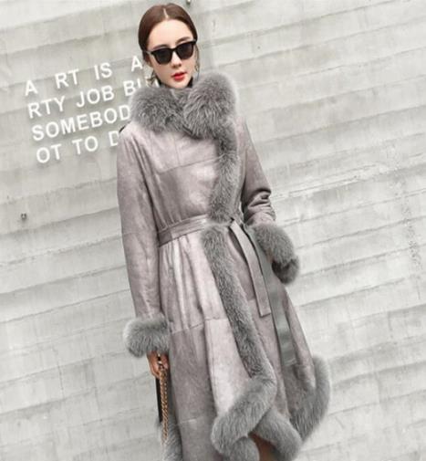 有了羊剪绒长外套 随便搭配都能瞬间成女神