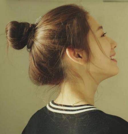 教你3步扎出明星的丸子头：甜美又减龄