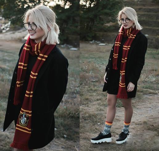 时尚达人亲自示范 围巾的多种时髦搭配(图) 时尚达人亲自示范 围巾的多种时髦搭配(图)