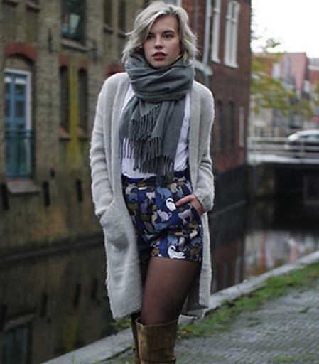 时尚达人亲自示范 围巾的多种时髦搭配（图）