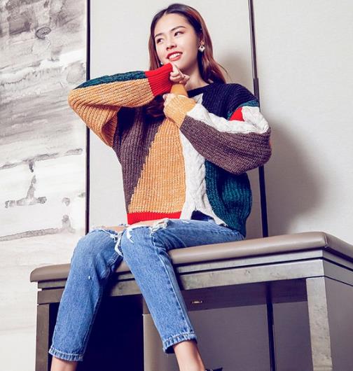 换季不知道穿什么 让毛衣来给你百变风格