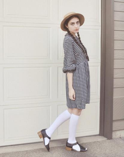 秋冬过膝长袜如何搭配靴子才能更迷人（图）