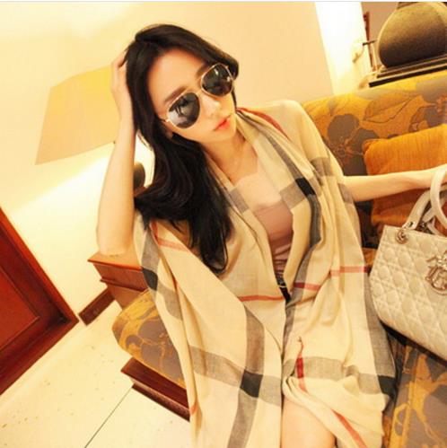 时尚达人必备 这几款温暖又时髦的围巾（图）