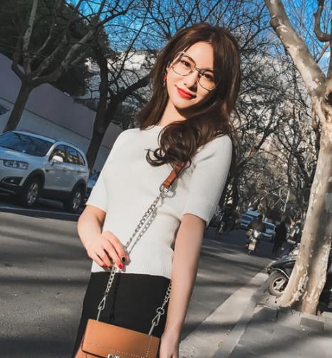 针织衫如何搭配裤子才时髦(图) 针织衫如何搭配裤子才时髦(图)