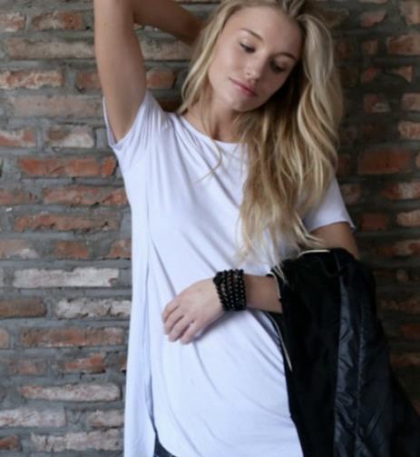 短裤搭配短袖 健身也要保持时尚气质(图) 短裤搭配短袖 健身也要保持时尚气质(图)