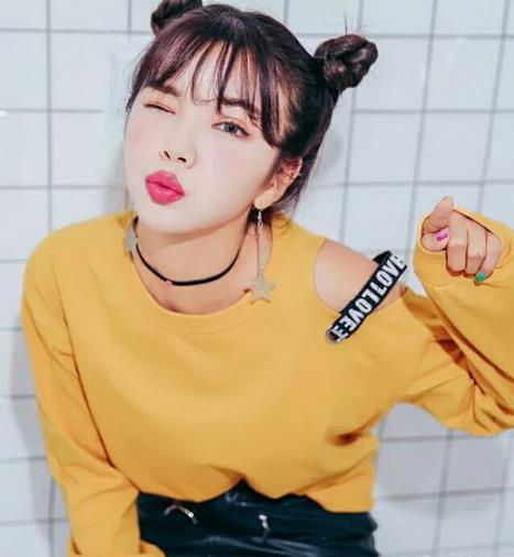 2018春季流行姜黄色穿搭 演绎最美国际范 2018春季流行姜黄色穿搭 演绎最美国际范