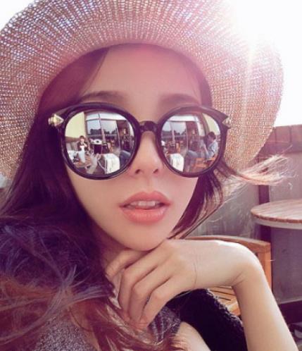 墨镜真是潮到爆 防晒遮阳又凸造型（图）
