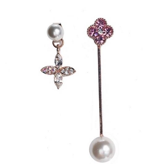 根据脸型选择耳环 魅力与气质并存（图）