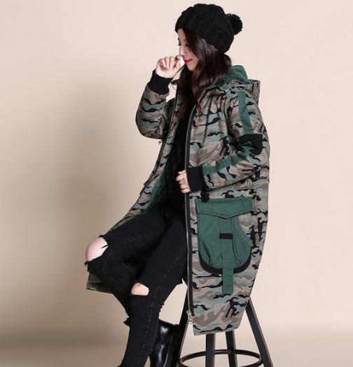 青春时尚的最爱 毛领连帽棉外套搭配示范(图) 青春时尚的最爱 毛领连帽棉外套搭配示范(图)