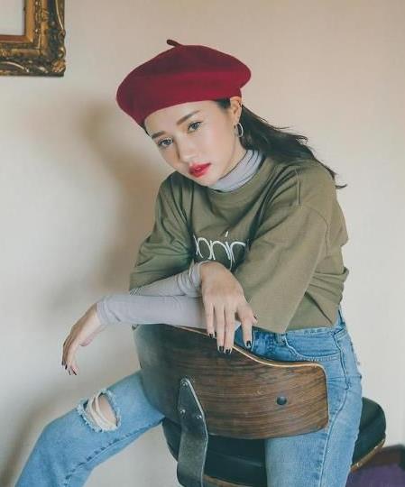 韩国女生都在穿的牛仔裤 照着穿也能变大长腿