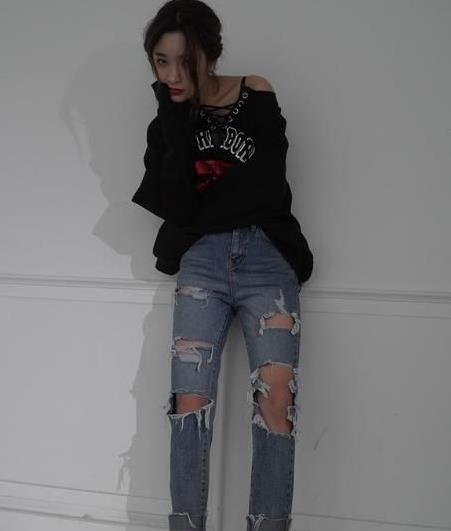 韩国女生都在穿的牛仔裤 照着穿也能变大长腿