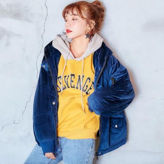 这几款春季时尚短外套搭配 轻松穿出大长腿