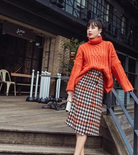 新款半身裙的多种搭配 带你走精致优雅路线