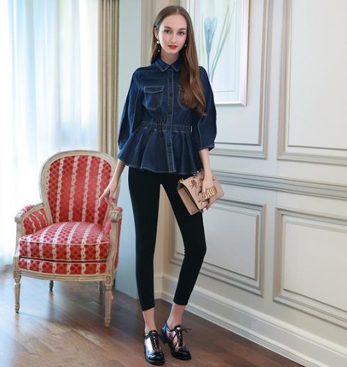 时尚达人街拍上镜必备人气套装 彰显潮流气息 时尚达人街拍上镜必备人气套装 彰显潮流气息