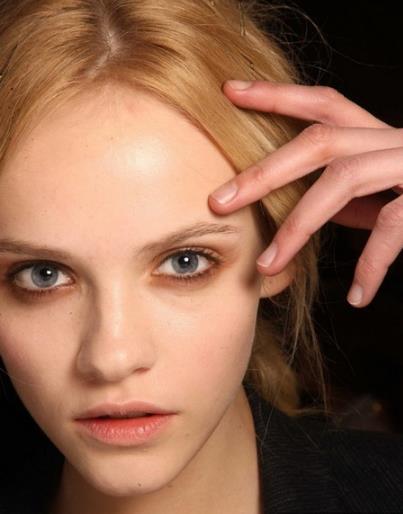 春季护肤小技巧 用泡沫来次大扫除(图) 春季护肤小技巧 用泡沫来次大扫除(图)