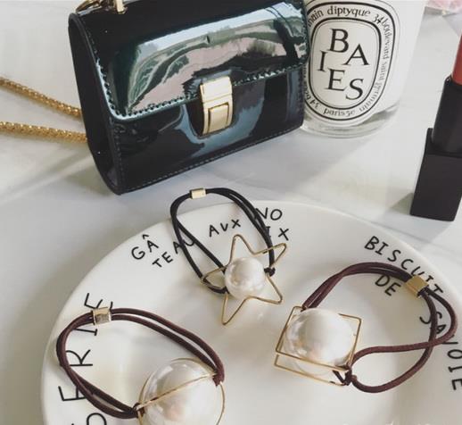 开学季 用发带来彰显你的青春气息吧（图）