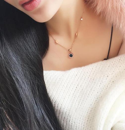 特别凸显淑女气质的玫瑰金项链分享（图）
