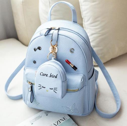 聪明女人今年都在入手这几款小巧双肩包（图）