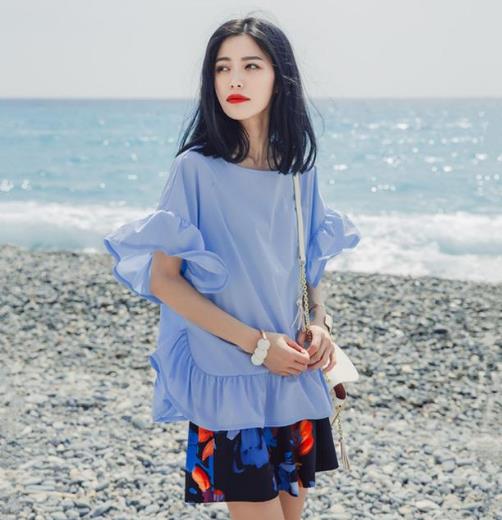 2018新款韩范印花荷叶边衬衫 女人穿都很美 2018新款韩范印花荷叶边衬衫 女人穿都很美