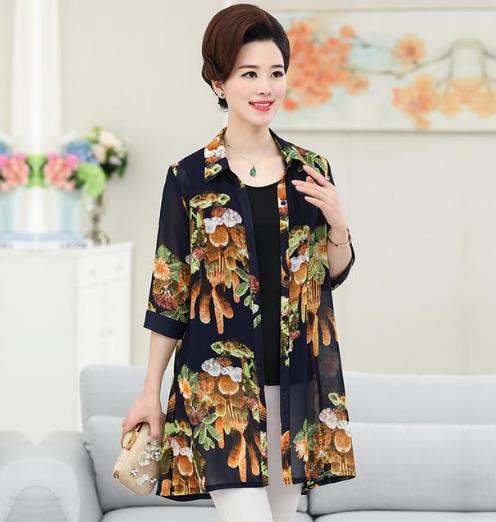 适合妈妈穿的时尚套装 上身显白又高贵（图