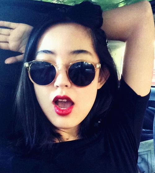 春季出门必备墨镜 时髦度最高的墨镜推荐（图）