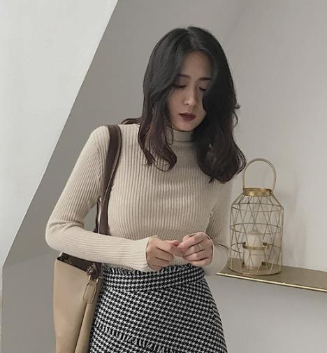 宽松毛衣的多种搭配 遮肉显瘦毛衣推荐(图) 宽松毛衣的多种搭配 遮肉显瘦毛衣推荐(图)