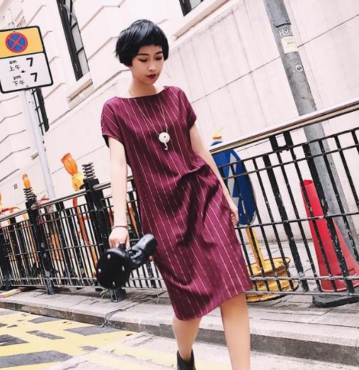 性感指数倍增的条纹连衣裙搭配示范（图）