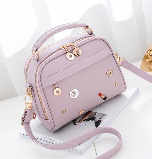 众星都爱的时尚斜跨包 彰显经典潮流（图）