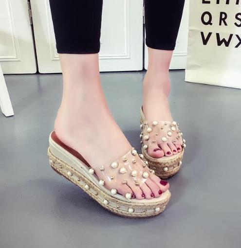 2018最潮最百搭的凉拖都在这（图）