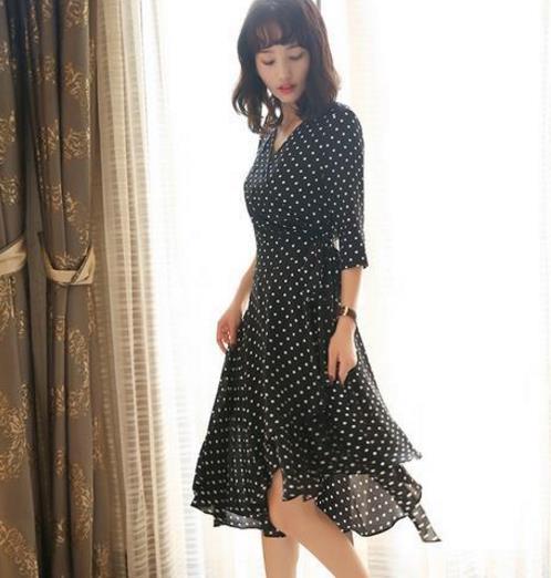 聚会就挑这几款时髦真丝裙 气质优雅又美观（图）