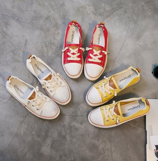 2018春季新款小白鞋:减龄时尚又百搭(图) 2018春季新款小白鞋:减龄时尚又百搭(图)