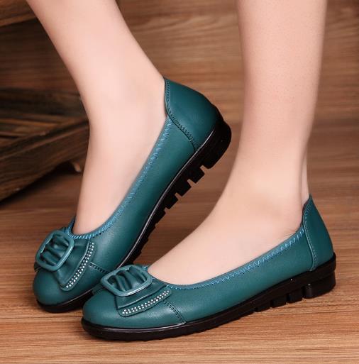 春季新款妈妈单鞋已上市 时尚洋气又百搭