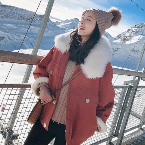 矮个子女生怎么穿衣显瘦显高 短款棉袄搭配示范