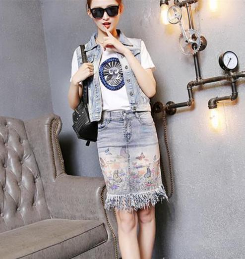 高腰连衣裙是诠释女性魅力的最好方式(图) 高腰连衣裙是诠释女性魅力的最好方式(图)