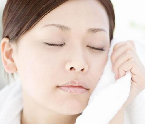 晨间肌肤保养尤为重要 7大步骤教你正确护肤 晨间肌肤保养尤为重要 7大步骤教你正确护肤