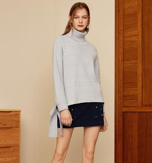 这几款高颜值的撞色羊绒毛衣搭配：个性十足（图）