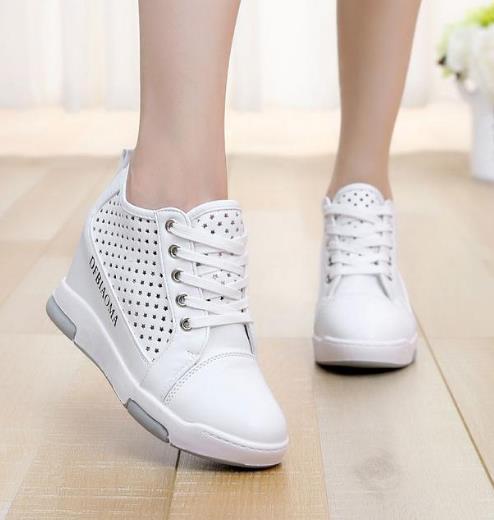 明星同款网面内增高鞋 穿出大长腿（图）