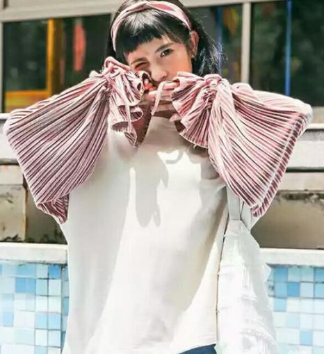 春季是穿卫衣的好季节 彰显时尚风范(图) 春季是穿卫衣的好季节 彰显时尚风范(图)