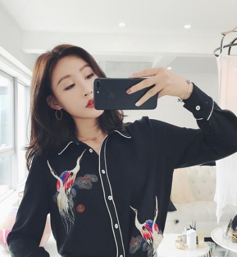 什么样的衬衣风格才是最美呢 可爱又不失性感 什么样的衬衣风格才是最美呢 可爱又不失性感