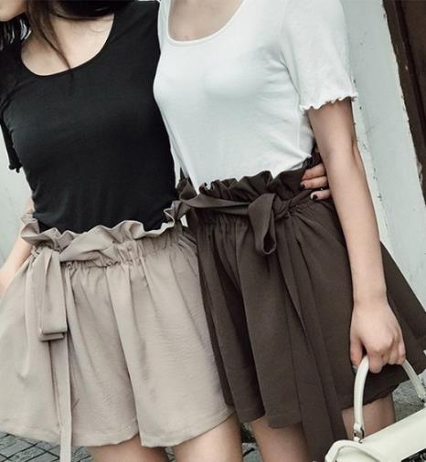 美腿怎么秀 一条短裤全搭配示范（图）