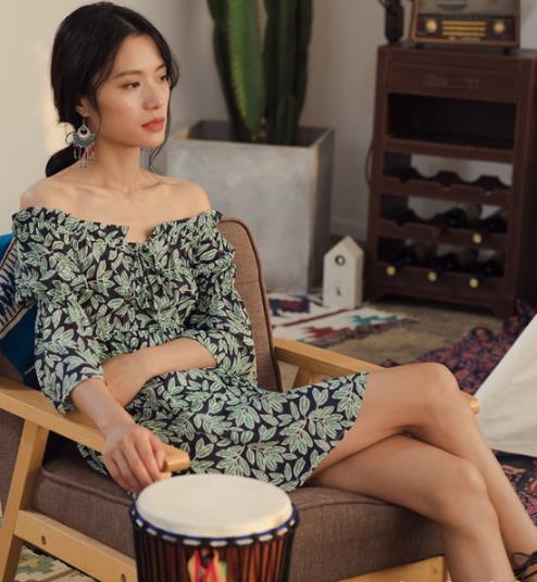 懒人愁穿搭 不妨来一条连体裤(图) 懒人愁穿搭 不妨来一条连体裤(图)