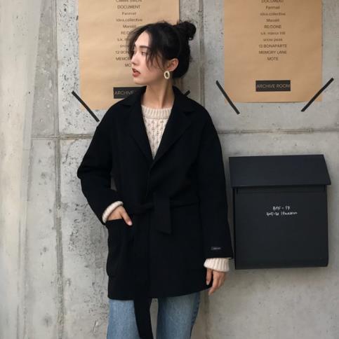 如何玩转典雅大气 短外套这样选(图) 如何玩转典雅大气 短外套这样选(图)