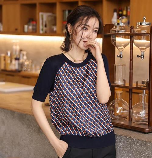 2018春季最流行的衬衫 彰显知性女人魅力