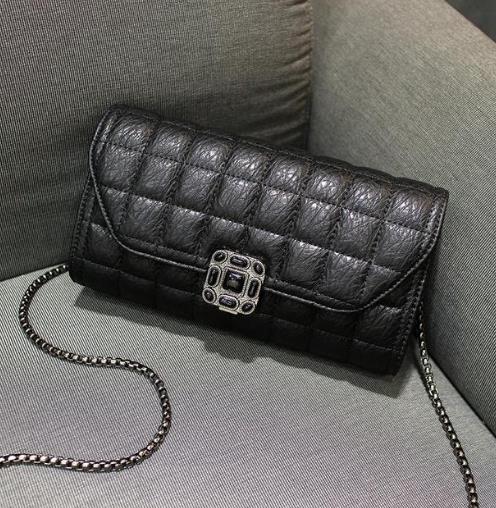 明星同款真皮水桶包 让你离女神更近一步（图）