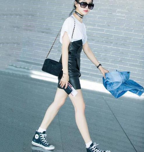 你们要的小性感 包臀小短裙搭配示范（图）