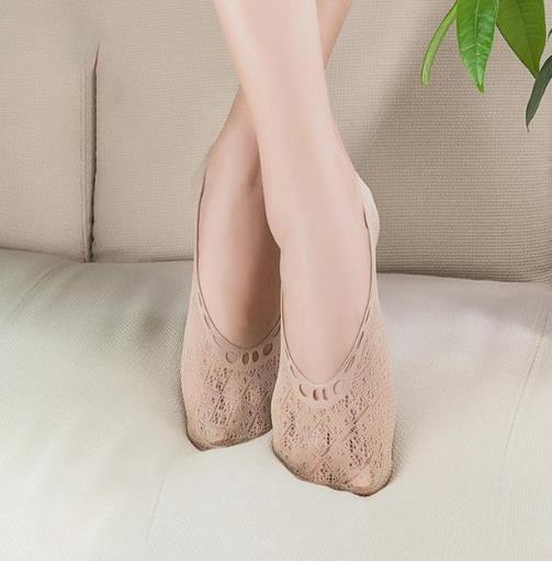 普通的船袜别穿了 现在流行这样的袜子（图）