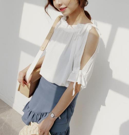 春季出门必备的时髦衬衫 百搭显瘦又减龄