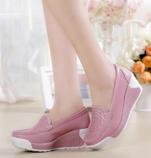 今年女神都在穿的豆豆摇摇鞋 时尚百搭不累脚