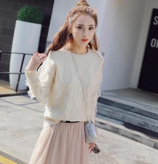 秋冬款时尚又减龄的毛衣 给你温暖的呵护 秋冬款时尚又减龄的毛衣 给你温暖的呵护