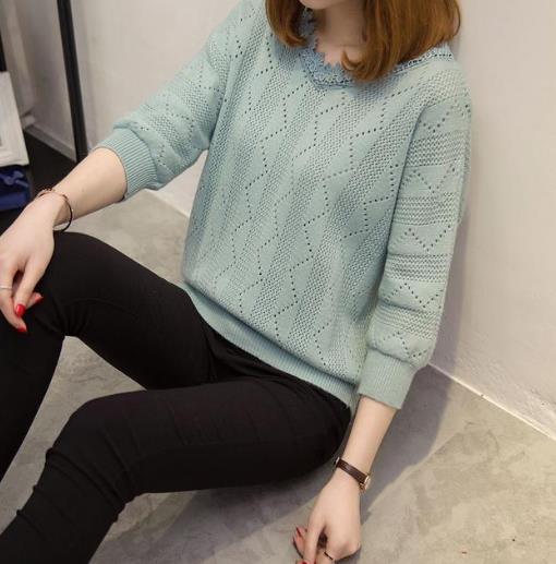 秋冬款时尚又减龄的毛衣 给你温暖的呵护